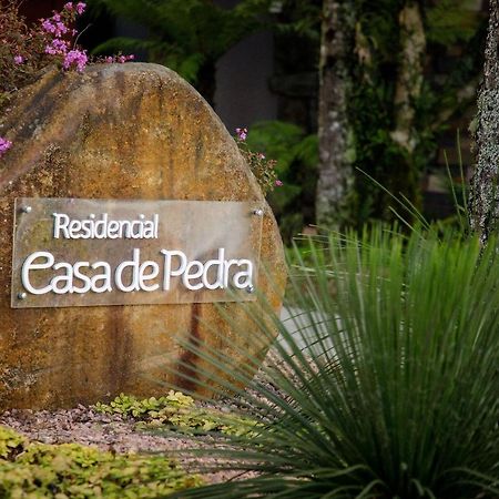 Topázio 304 - Apartamento com piscina aquecida, próximo à museu, restaurantes e cervejarias. Gramado Exterior foto