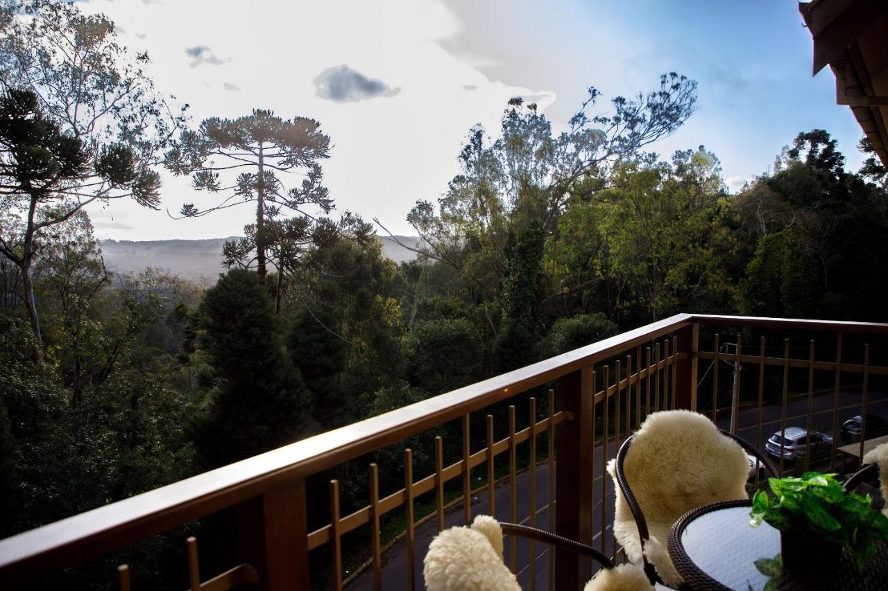 Topázio 304 - Apartamento com piscina aquecida, próximo à museu, restaurantes e cervejarias. Gramado Exterior foto